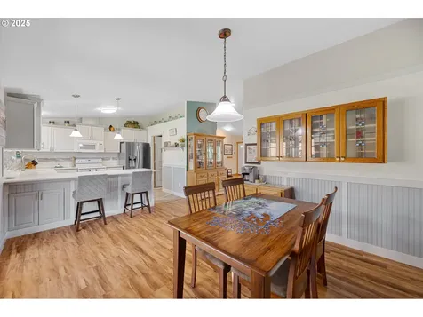 201 Shirley Street Molalla OR 97038