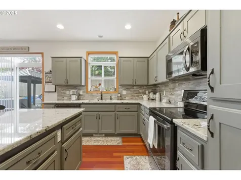 38791 Sawyer Street Sandy OR 97055