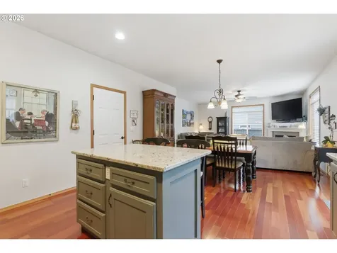 38791 Sawyer Street Sandy OR 97055