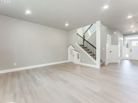 2205 NW 69th Street Vancouver WA 98660