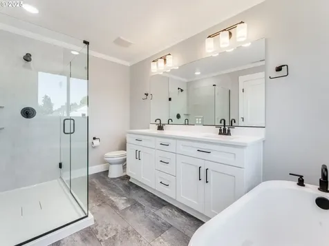 2205 NW 69th Street Vancouver WA 98660