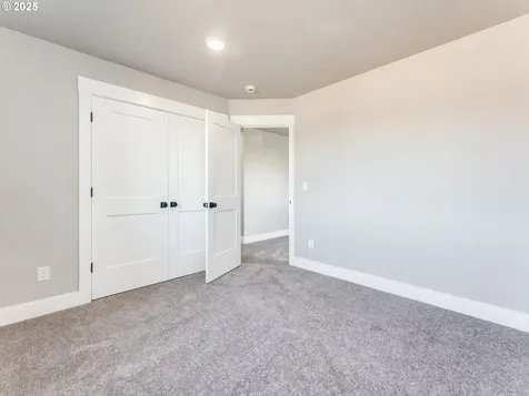 2205 NW 69th Street Vancouver WA 98660