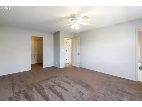 1870 Island Drive Longview WA 98632