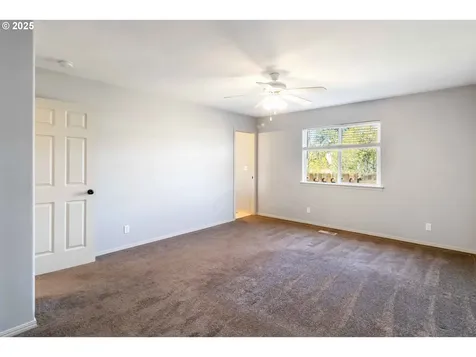 1870 Island Drive Longview WA 98632