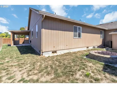 1870 Island Drive Longview WA 98632