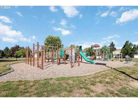 1870 Island Drive Longview WA 98632
