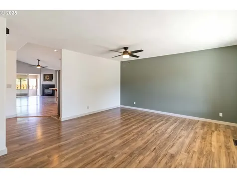 1870 Island Drive Longview WA 98632