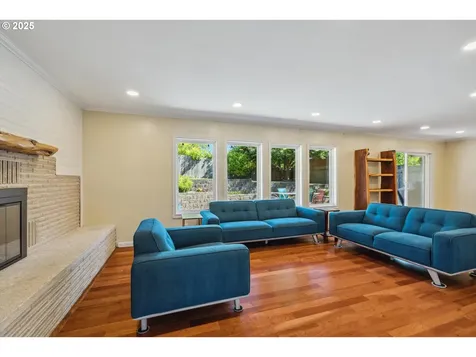 2941 NW Elmwood Drive Corvallis OR 97330