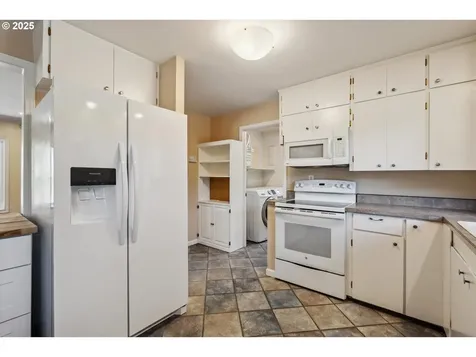 2941 NW Elmwood Drive Corvallis OR 97330
