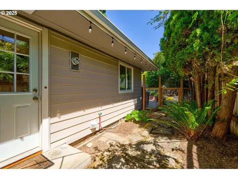 2941 NW Elmwood Drive Corvallis OR 97330