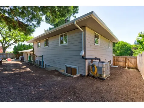 2941 NW Elmwood Drive Corvallis OR 97330