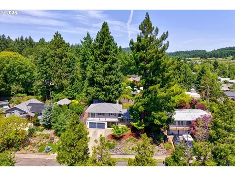 2941 NW Elmwood Drive Corvallis OR 97330