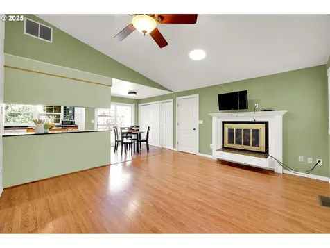 2080 Ridgeway Drive Eugene OR 97401