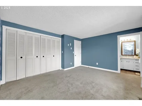 2080 Ridgeway Drive Eugene OR 97401
