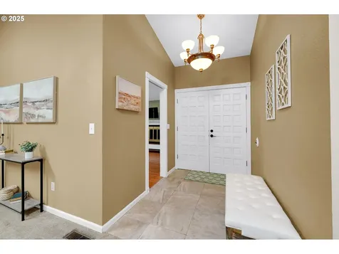 2080 Ridgeway Drive Eugene OR 97401