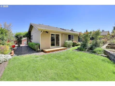 2080 Ridgeway Drive Eugene OR 97401