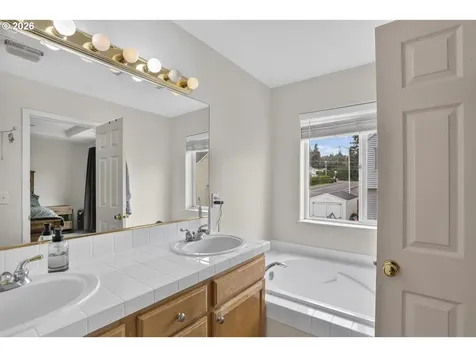 34703 Alpine Avenue St. Helens OR 97051