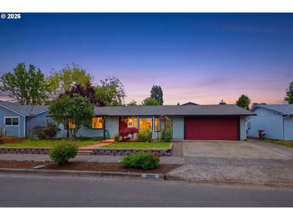 2005 Amirante Street Eugene OR 97402
