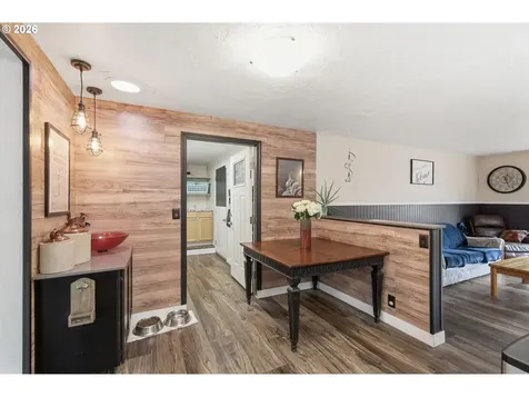 2005 Amirante Street Eugene OR 97402