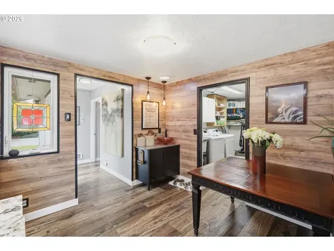 2005 Amirante Street Eugene OR 97402