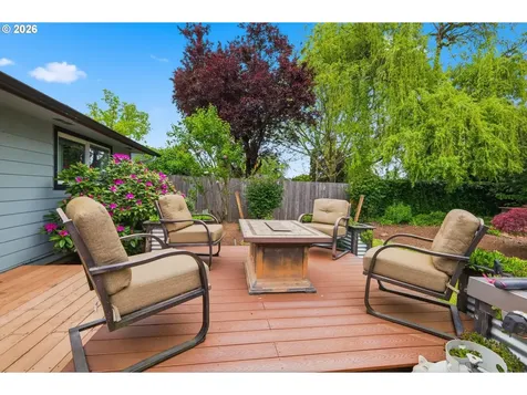 2005 Amirante Street Eugene OR 97402