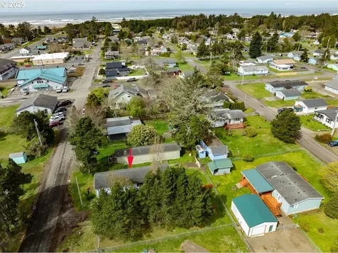 1709 262nd Place Ocean Park WA 98640