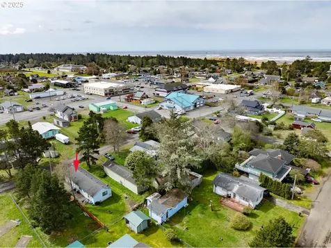 1709 262nd Place Ocean Park WA 98640