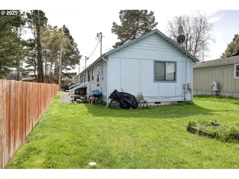 1709 262nd Place Ocean Park WA 98640