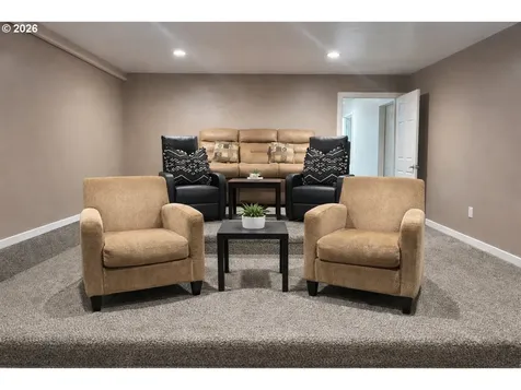4463 SW Corral Drive Culver OR 97734
