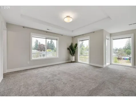 8209 SE 69th Avenue Portland OR 97206
