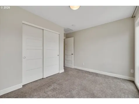8209 SE 69th Avenue Portland OR 97206
