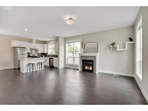 8209 SE 69th Avenue Portland OR 97206