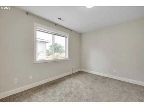 8209 SE 69th Avenue Portland OR 97206