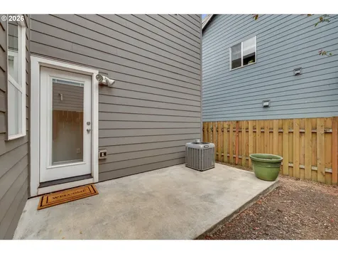8209 SE 69th Avenue Portland OR 97206