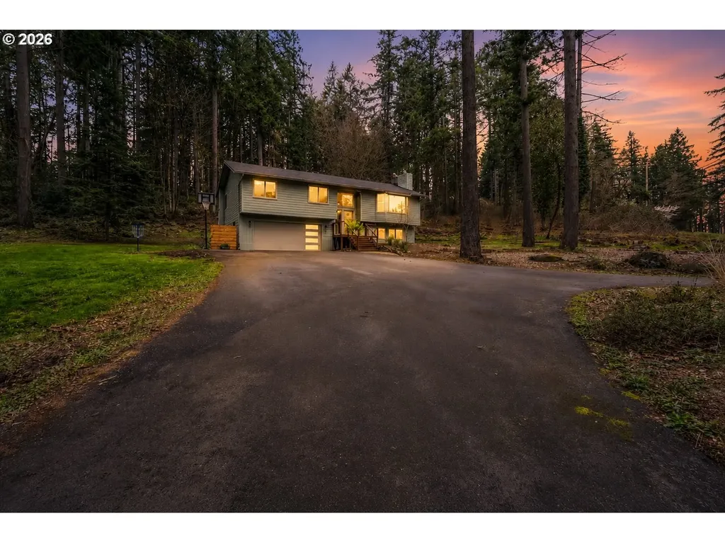 30475 SW Riverwood Drive West Linn OR 97068