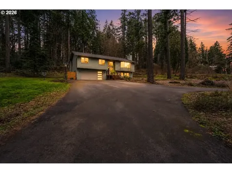 30475 SW Riverwood Drive West Linn OR 97068