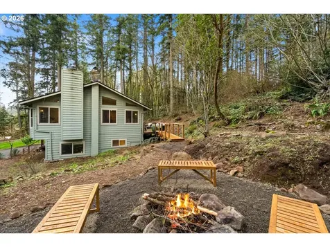30475 SW Riverwood Drive West Linn OR 97068