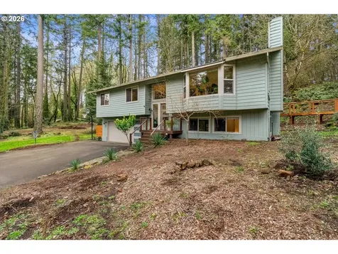 30475 SW Riverwood Drive West Linn OR 97068