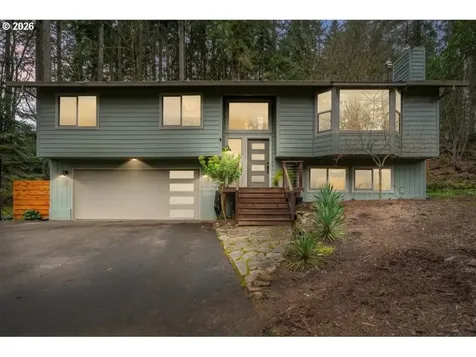 30475 SW Riverwood Drive West Linn OR 97068