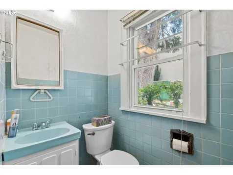 4035 SE 14th Avenue Portland OR 97202