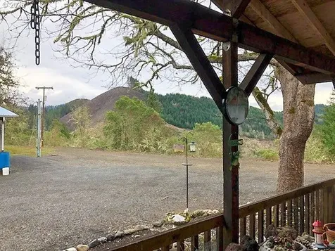 5956 Buckhorn Road Roseburg OR 97470