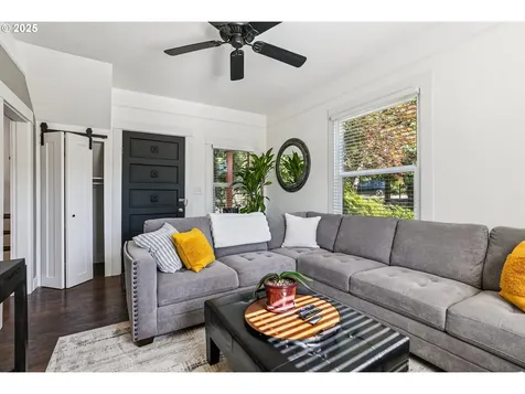 25128 SW Middleton Road Sherwood OR 97140