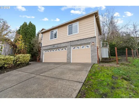 7902 NW 14th Court Vancouver WA 98665