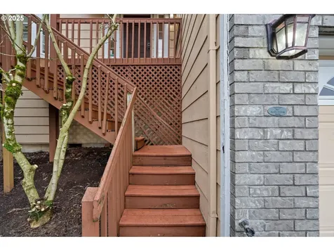 7902 NW 14th Court Vancouver WA 98665