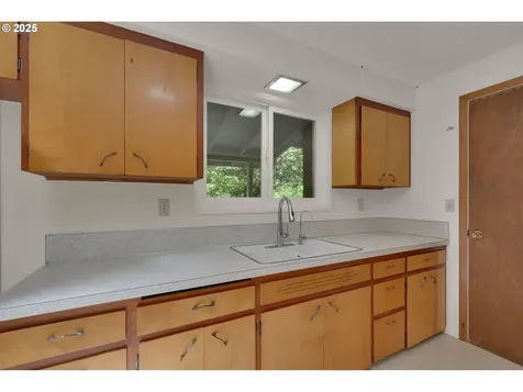 78650 Rat Creek Road Cottage Grove OR 97424