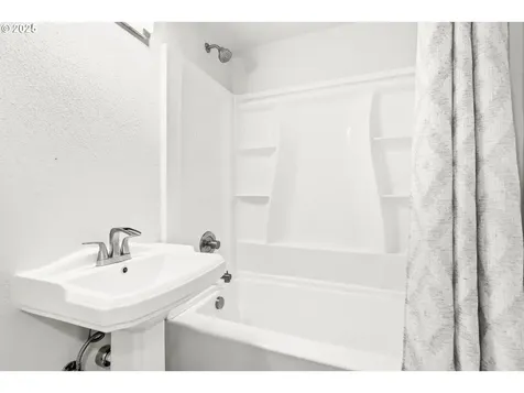 16735 SW Gleneagle Drive Sherwood OR 97140