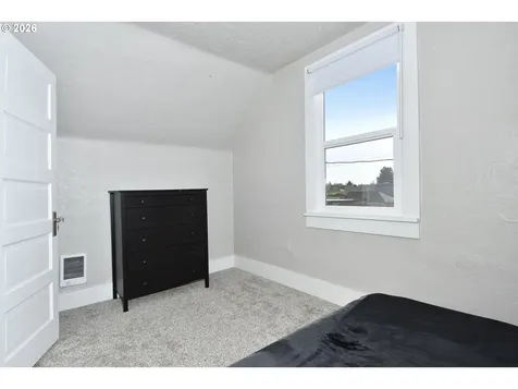 5636 SE 88th Avenue Portland OR 97266