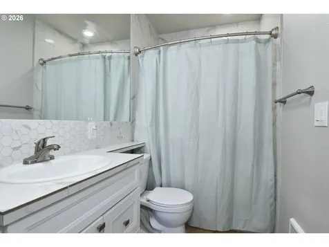 5636 SE 88th Avenue Portland OR 97266