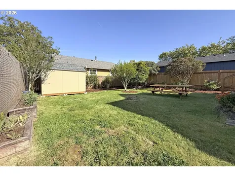 5636 SE 88th Avenue Portland OR 97266