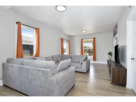 5636 SE 88th Avenue Portland OR 97266